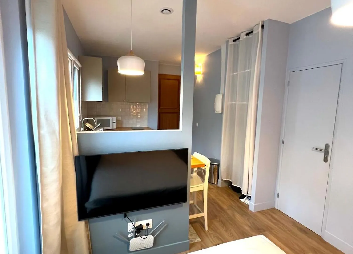 Pere Lachaise Apartment *