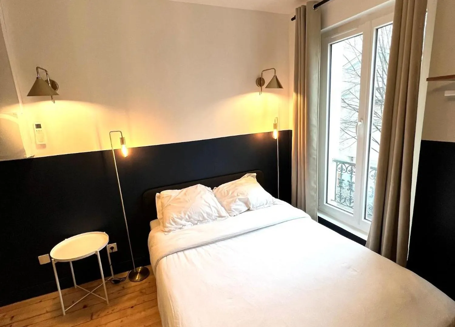 Pere Lachaise Apartment Paris